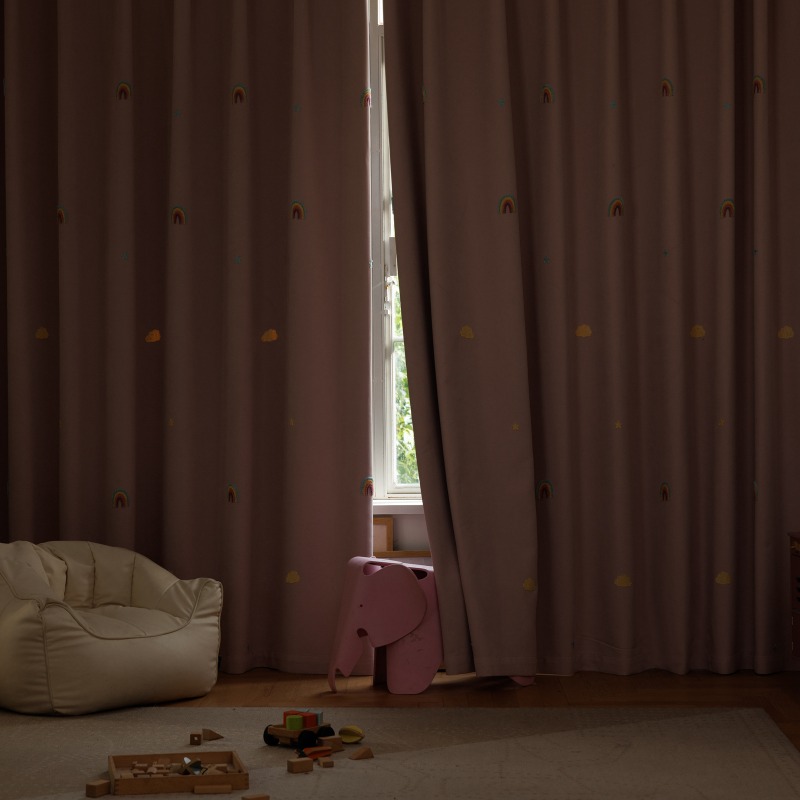 ستائر غرفة الأطفال الملونة من  - مراجعة Blackout Curtain Nursery وسعره