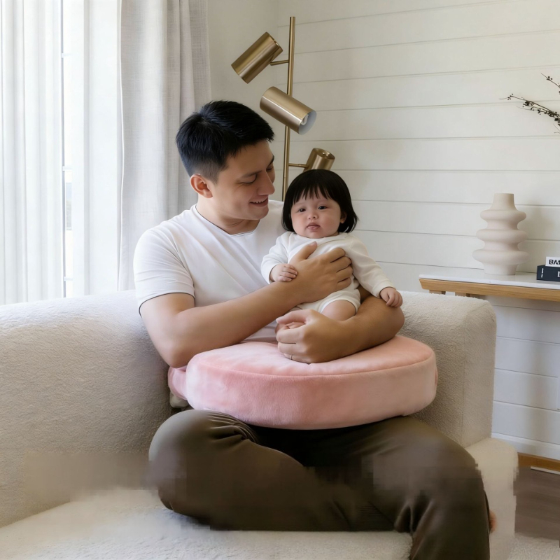 وسادة رضاعة متعددة الوظائف للم - مراجعة Baby Nursery Pillow وسعره