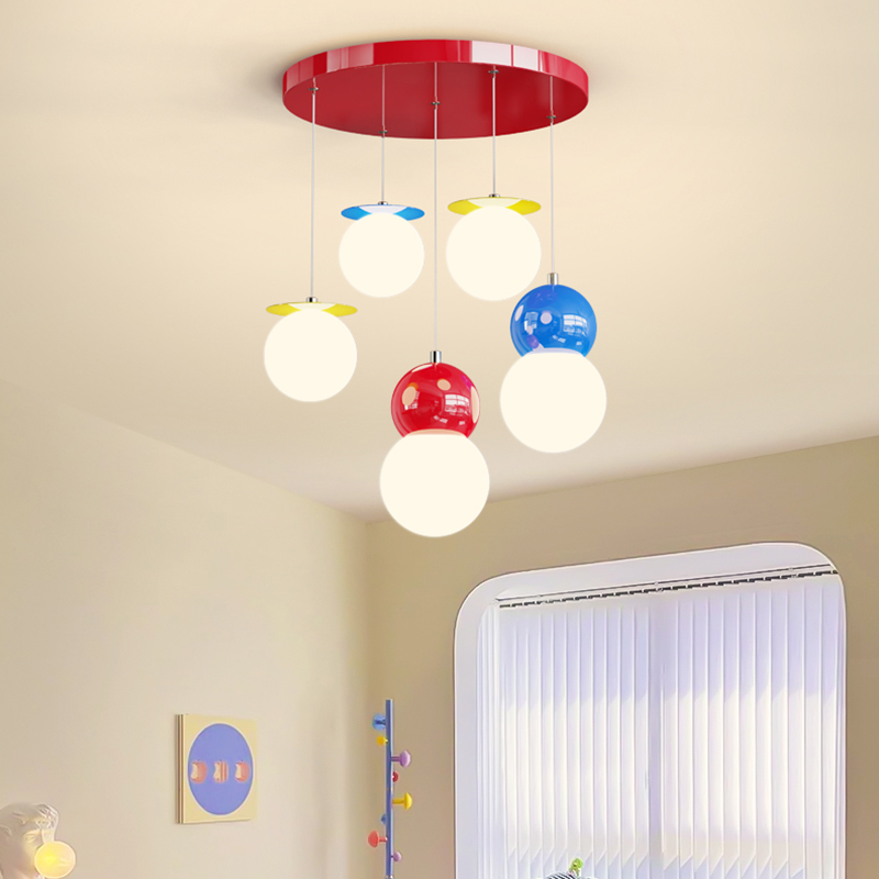 مصباح سقف LED ملون على شكل كرة - مراجعة Baby Nursery Chandelier وسعره