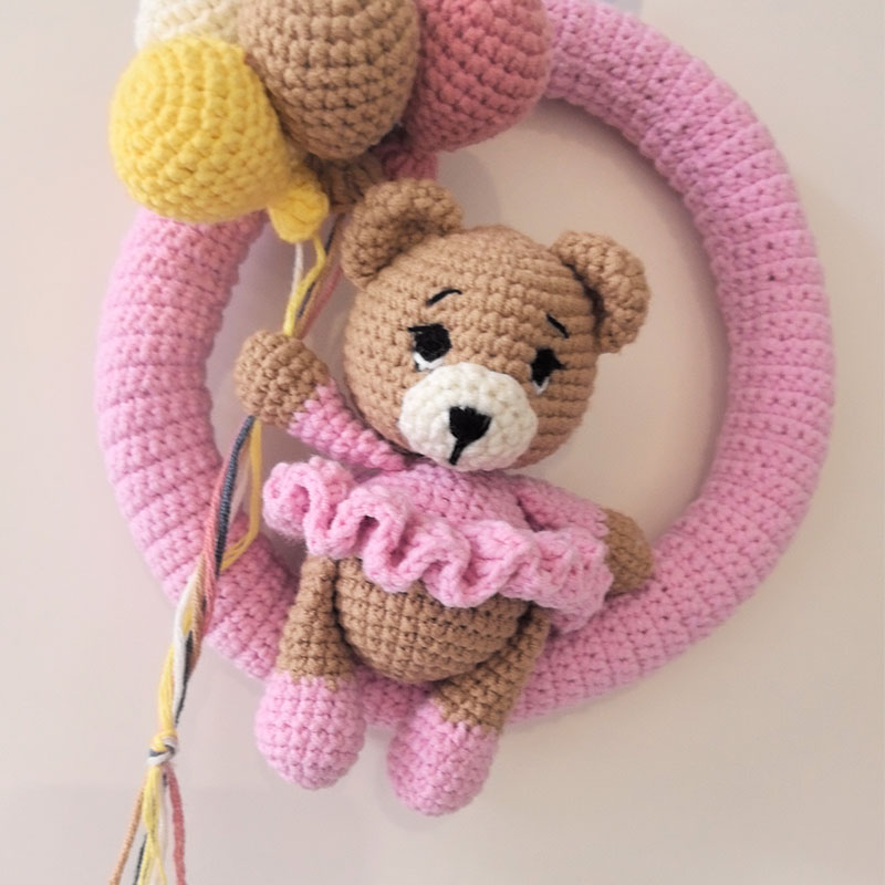 إكليل اسم كروشيه مخصص مع الدب  - مراجعة Baby Nursery Products وسعره